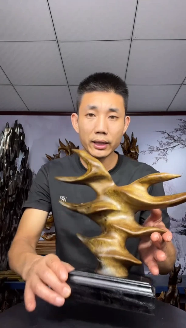 金丝楠木雕款黑***3金丝楠木工艺品摆件