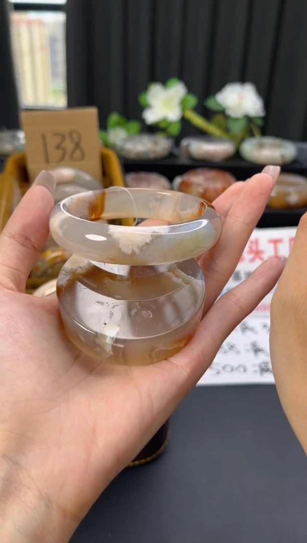 未镶嵌手镯石英质玉赠送镯心（58圈口）