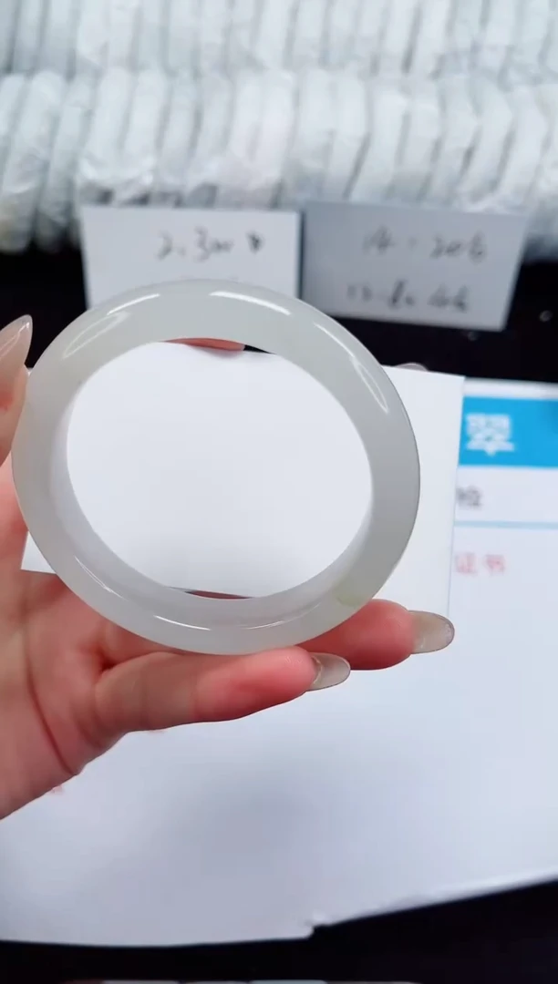 未镶嵌手镯石英质玉303-54/55