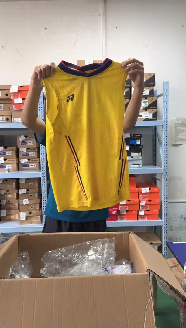 序号21尤尼克斯男款大赛M码