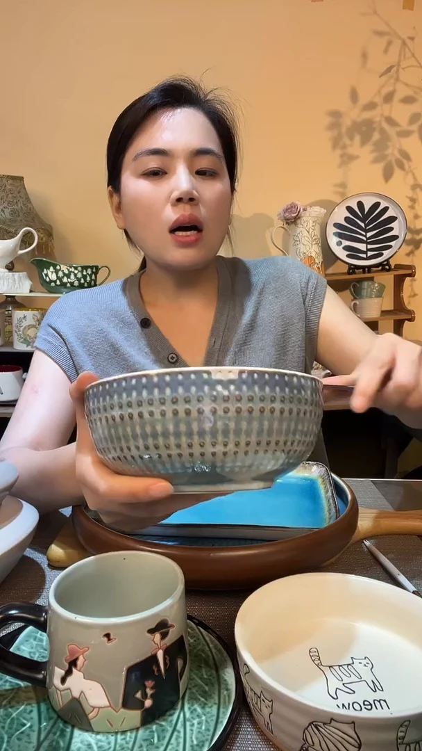 瓷片6.5英寸碗  微瑕介意勿拍