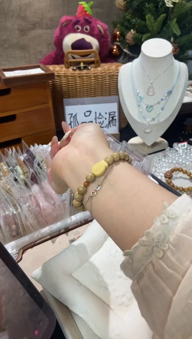 水晶手串未镶嵌孤品捡漏均匀瑕疵介意勿拍