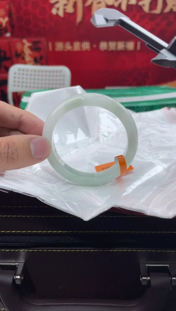 【闪购商品】翡翠手镯未镶嵌19翡翠手镯