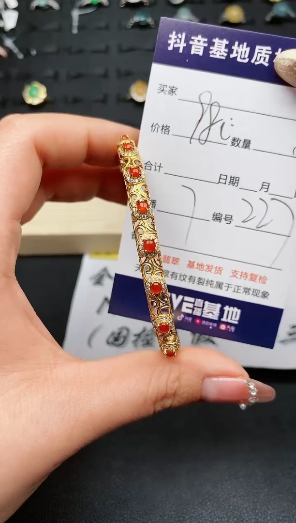 【闪购商品】翡翠手镯银S925镶嵌.............