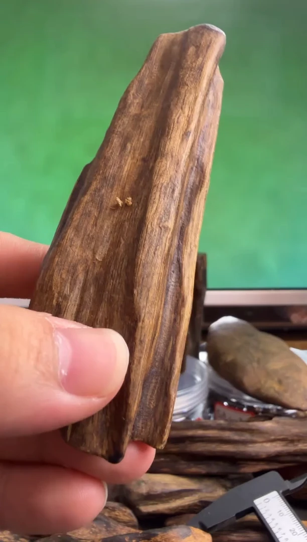 沉香手把件多样性发一