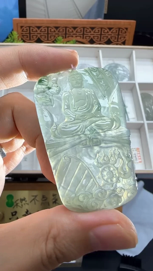 翡翠挂件未镶嵌A货翡翠多样性孤品