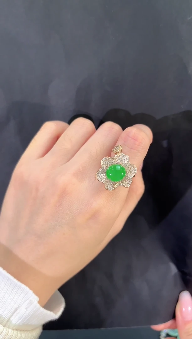 18K金镶嵌戒指翡翠翡翠戒指9.5圈多人不退不换