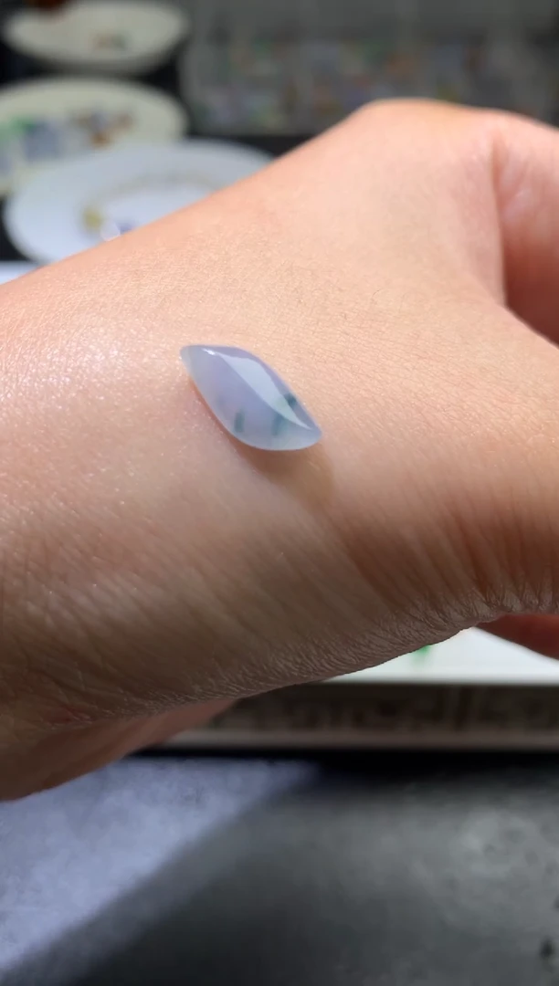 未镶嵌定制翡翠毛货 13-6.2-3.4