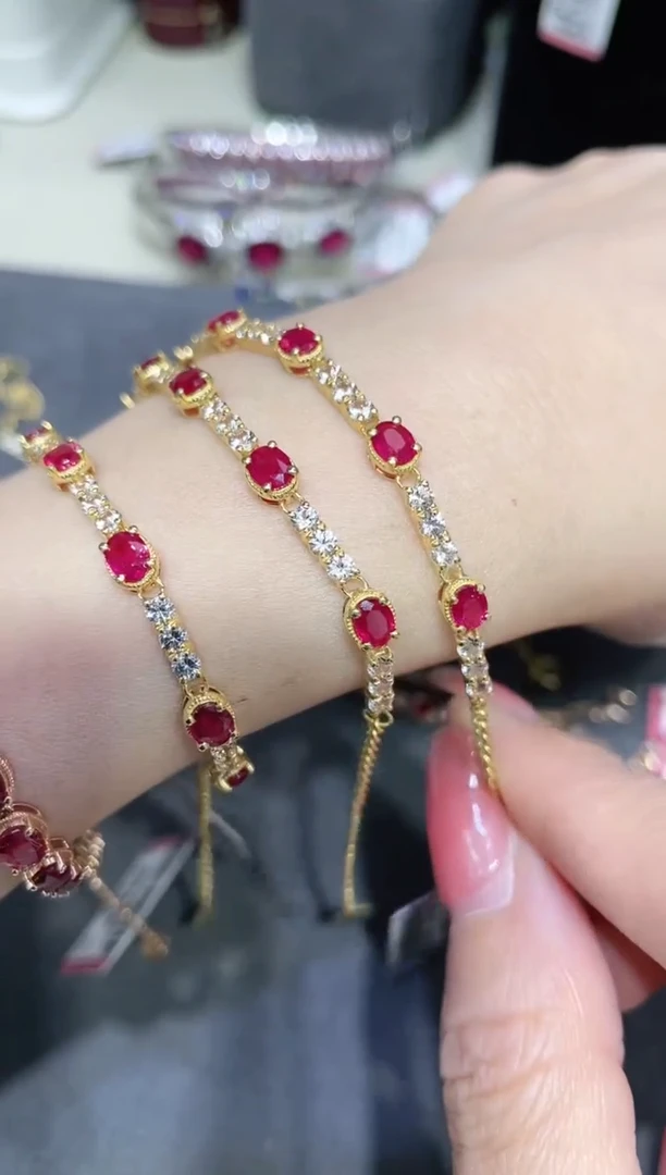 18K金镶嵌天然红宝石手链 多样性发其一 K黄