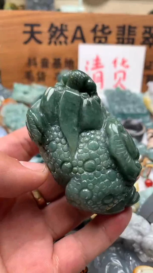 【闪购商品】翡翠颈饰未镶嵌保真天然A货翡翠