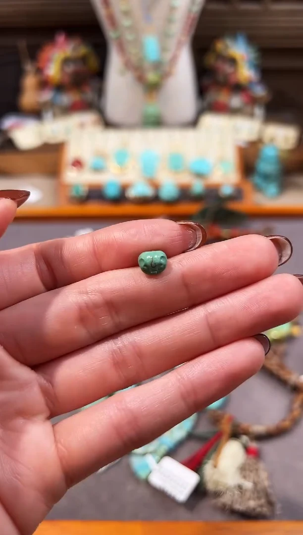 未镶嵌绿松石配饰狐狸卡子