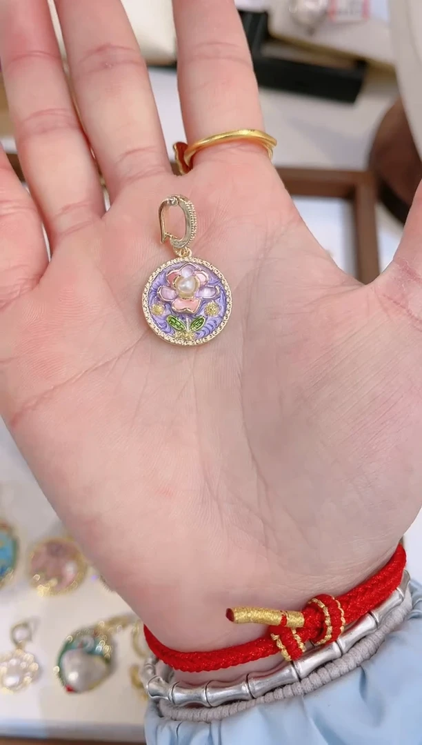 【闪购商品】淡水珍珠颈饰合金吊坠