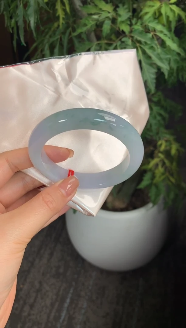 未镶嵌手镯翡翠翡翠飘花正圈59+