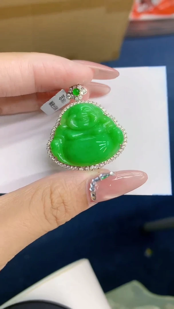 翡翠18K金镶嵌吊坠(不含链)1