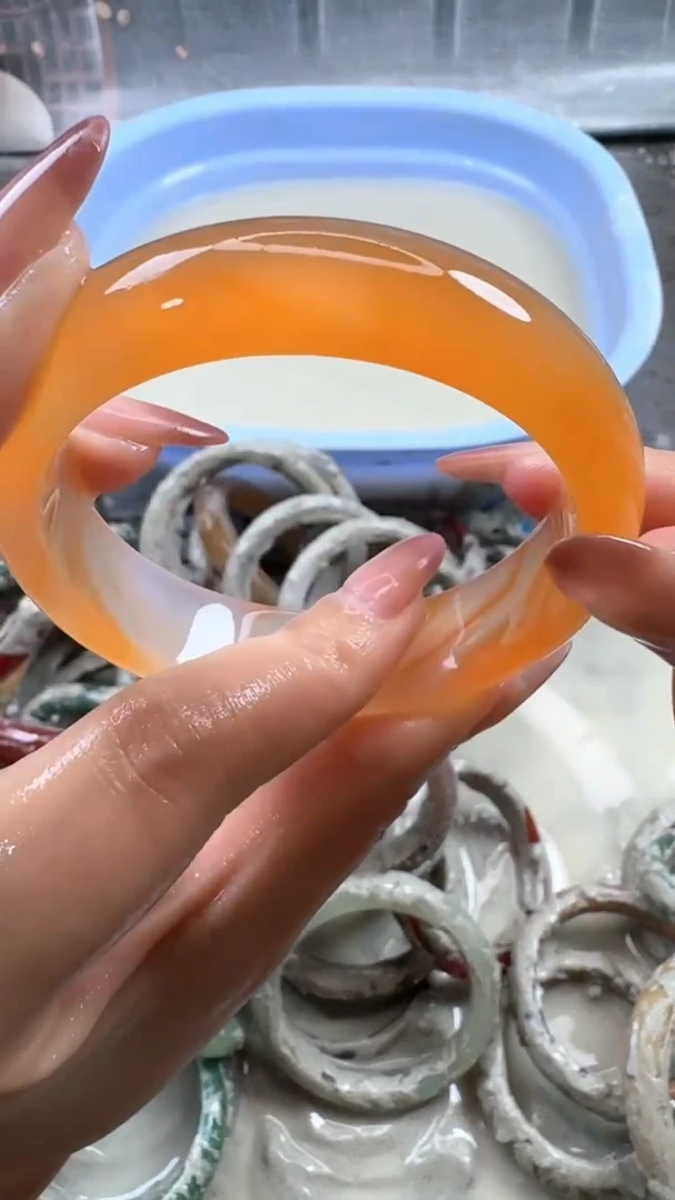 手镯玛瑙/玉髓未镶嵌22