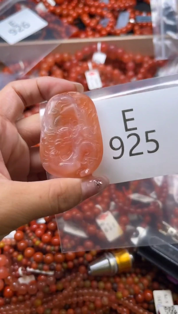 南红玛瑙未镶嵌珠宝奇石E925