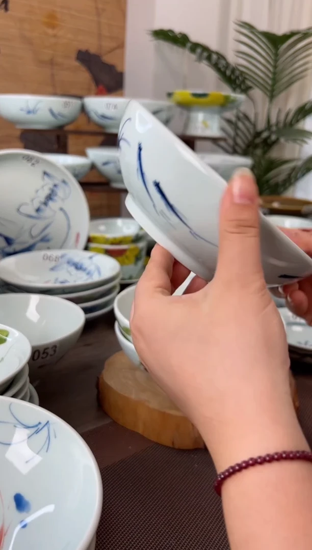 手绘微瑕手绘7寸木子碗（单只装随机图案）