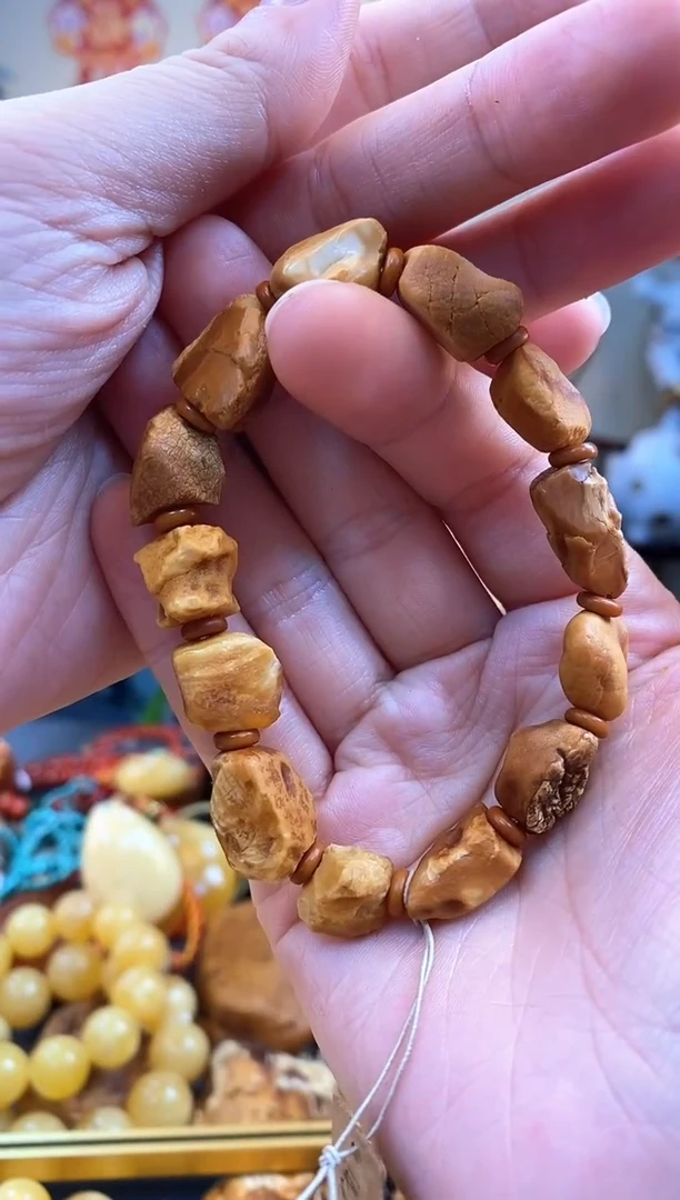 【闪购商品】琥珀手串未镶嵌手串