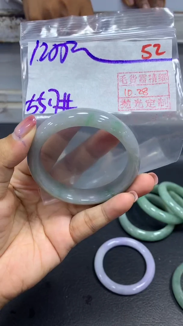 未镶嵌定制翡翠毛货需精细抛光+拍一发一+52
