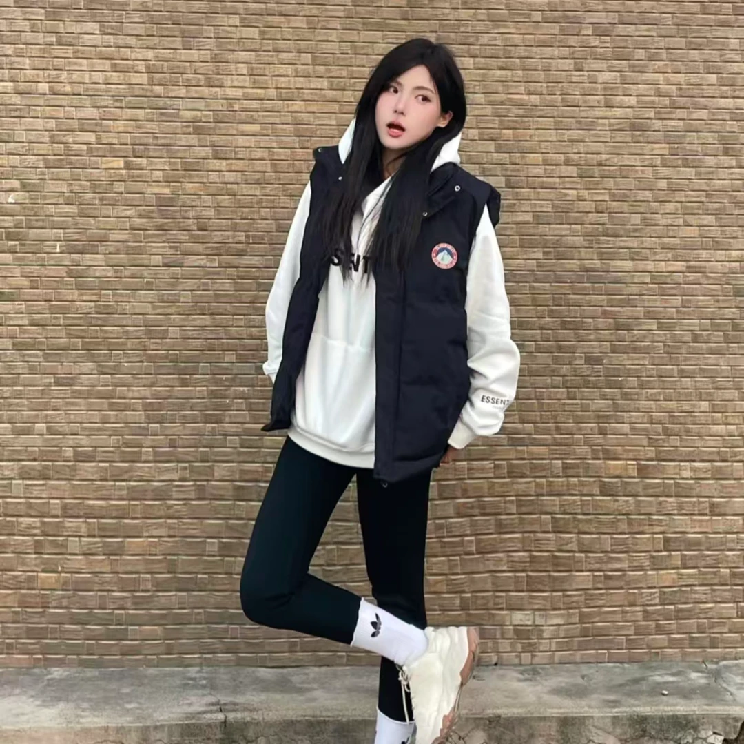 【顺丰包邮-专柜直发】大鹅冬季保暖新款羽绒服马甲男女同款2