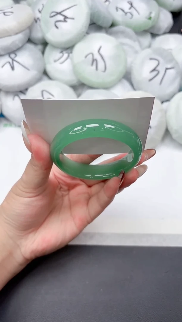 未镶嵌手镯石英质玉131-54.7