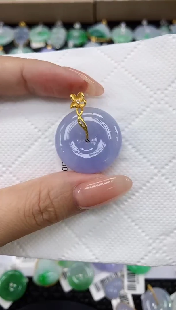 颈饰18K金镶嵌翡翠11111111111