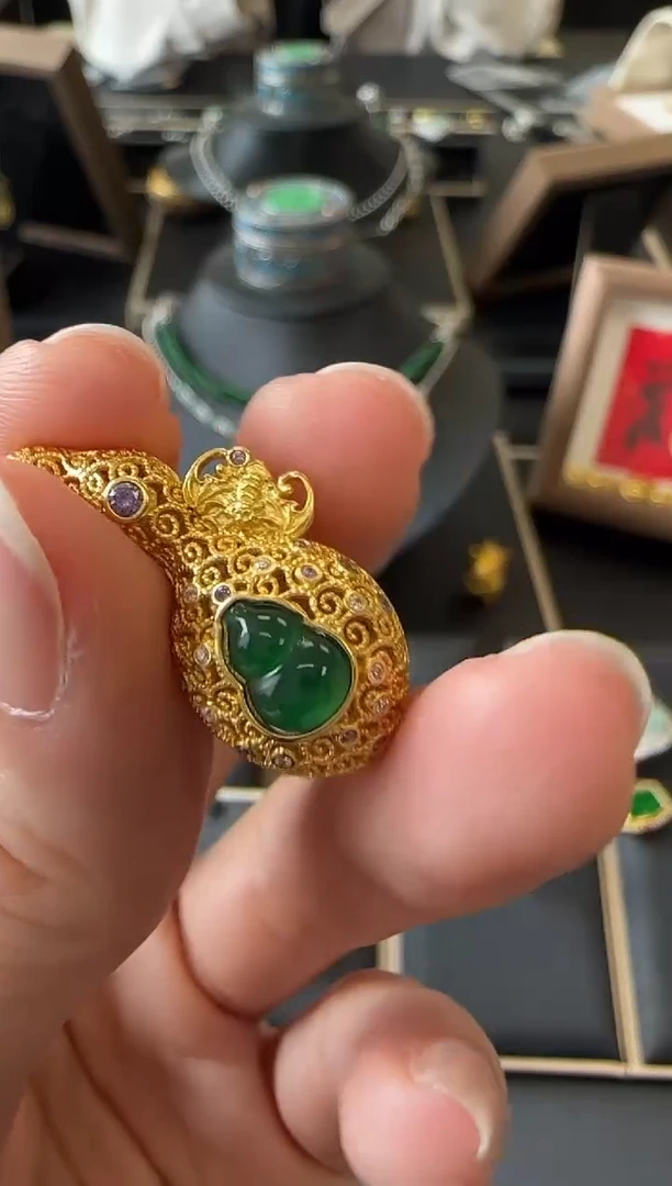 【闪购商品】翡翠吊坠(不含链)银S925镶嵌银镶