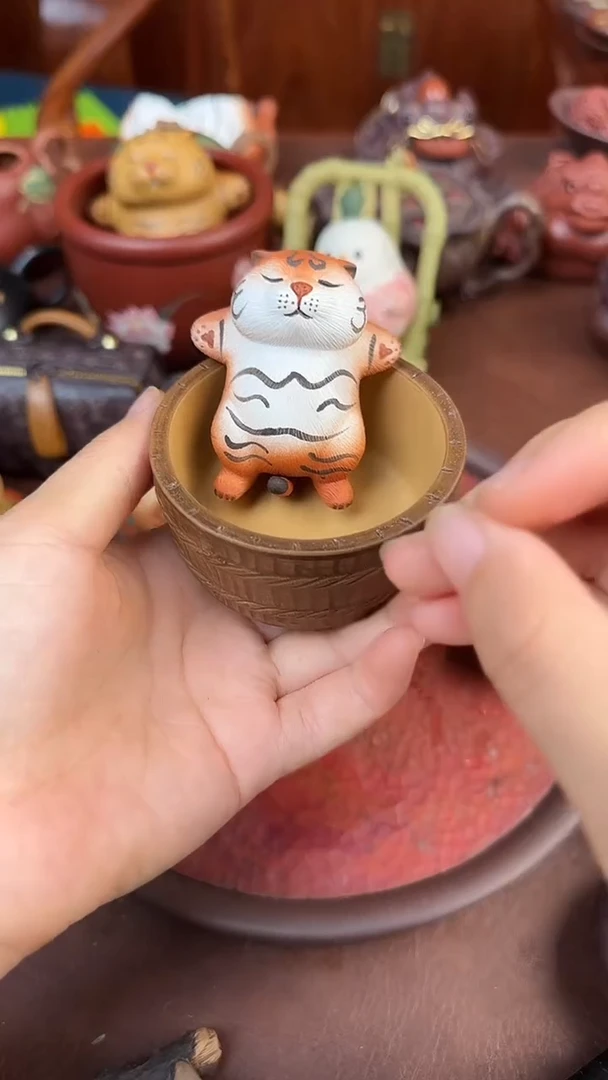 紫砂茶宠紫砂小躺虎