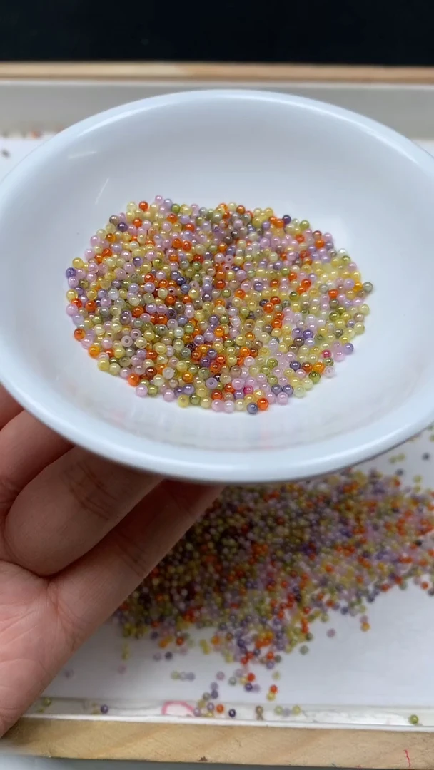 未镶嵌天然锆石散珠D768 彩锆石2mm100个9.9元