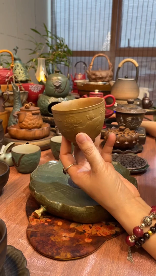 壶3629263373386021078