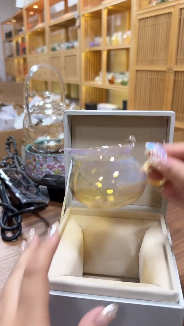 粉色海豚公杯