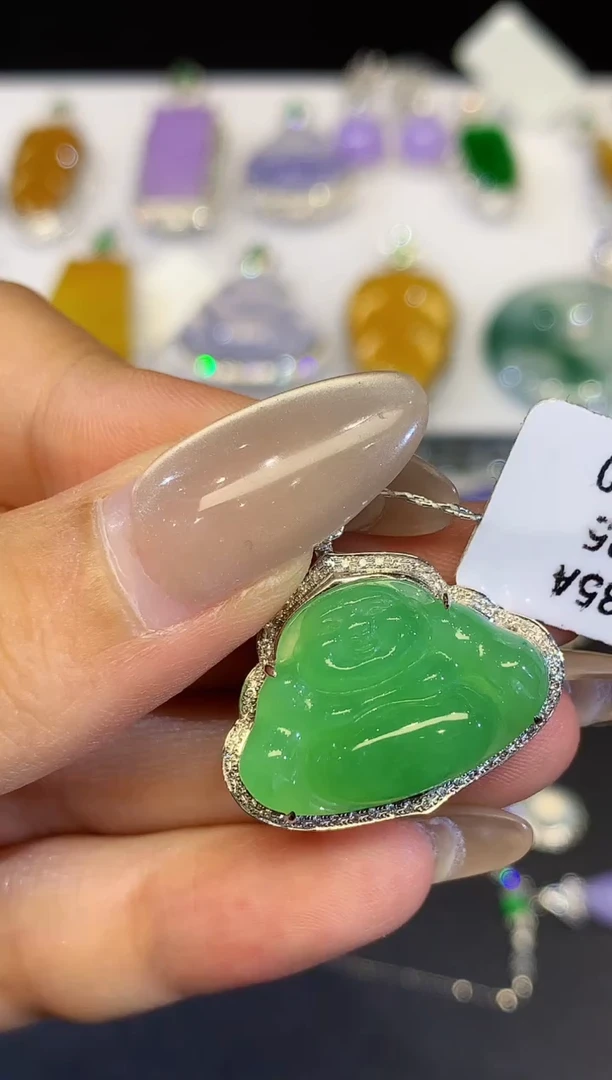 翡翠18K金镶嵌吊坠(不含链)L0385 多样性发其一