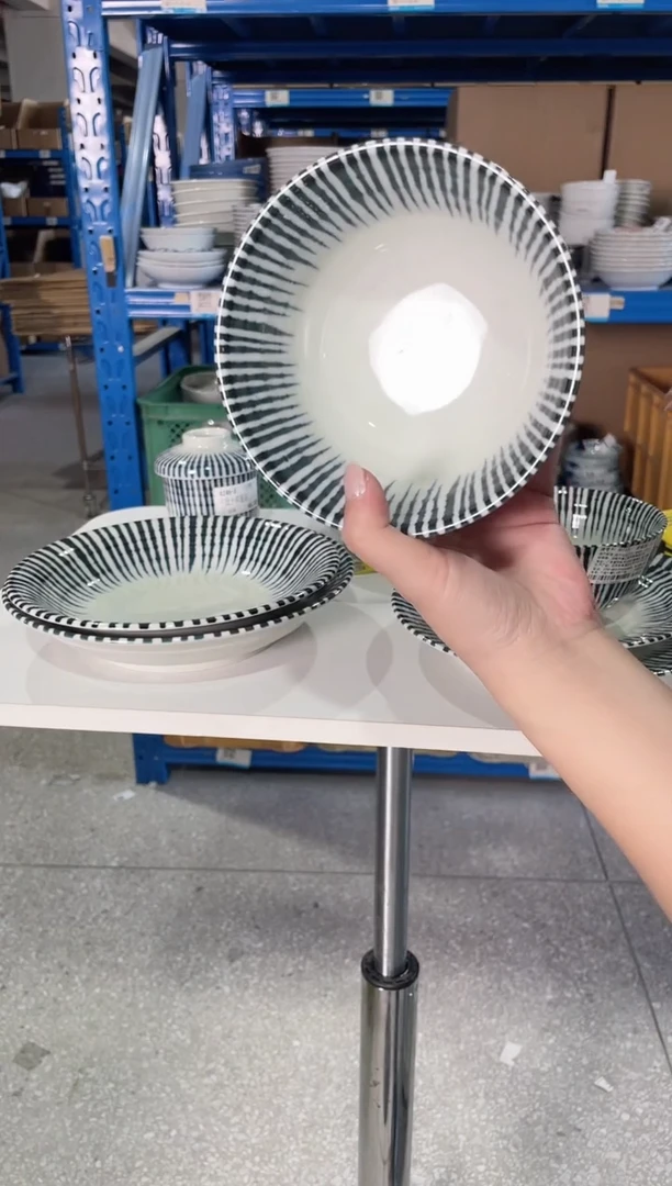 陶瓷千段十草5.5英寸碗