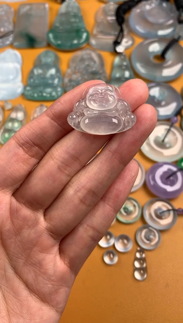 颈饰未镶嵌翡翠19.6-27-5.6有点小棉纹