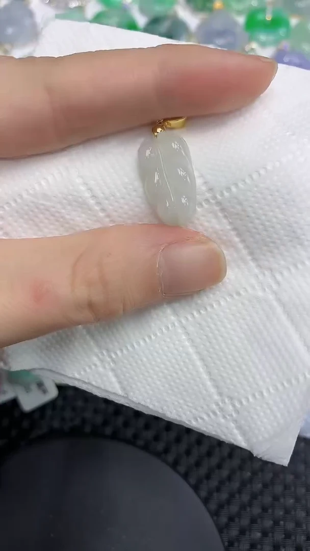 颈饰未镶嵌翡翠1111111111111