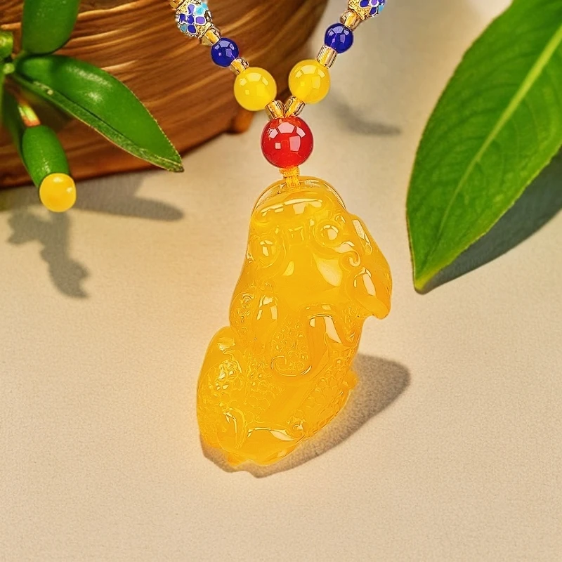 满蜜鸡油黄大貔貅挂件(配珠链) 黄龙玉貔貅吊坠 霸气貔貅 送证书