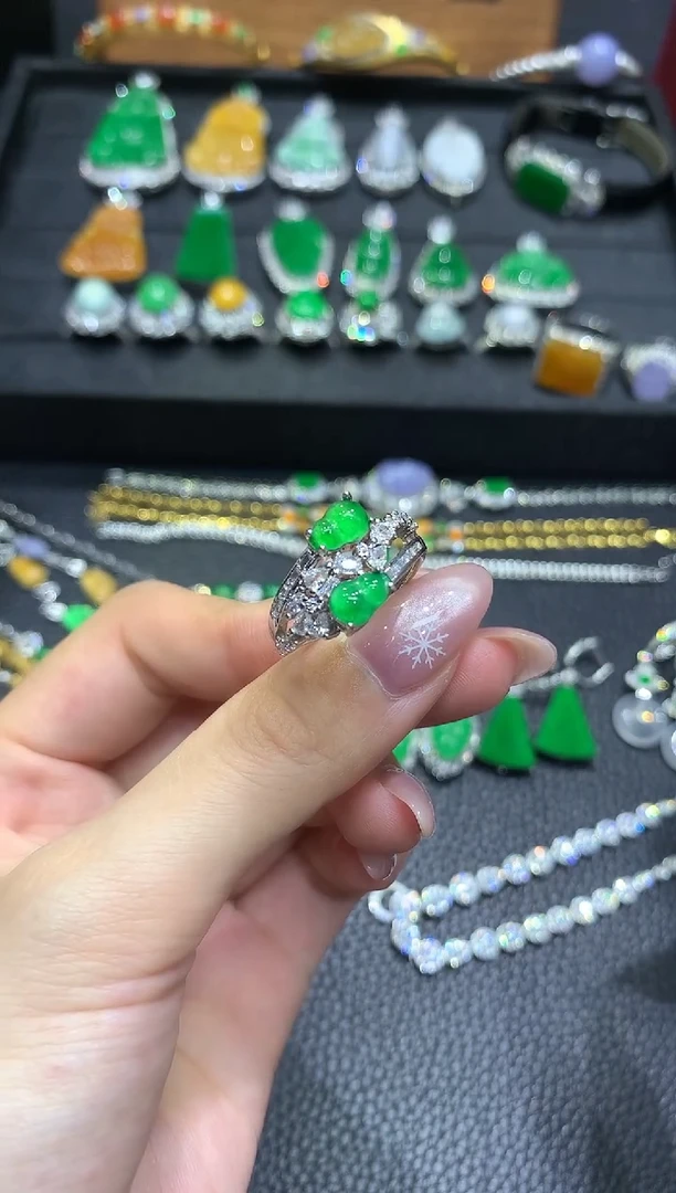 未镶嵌戒指翡翠3多样性随机发货1件