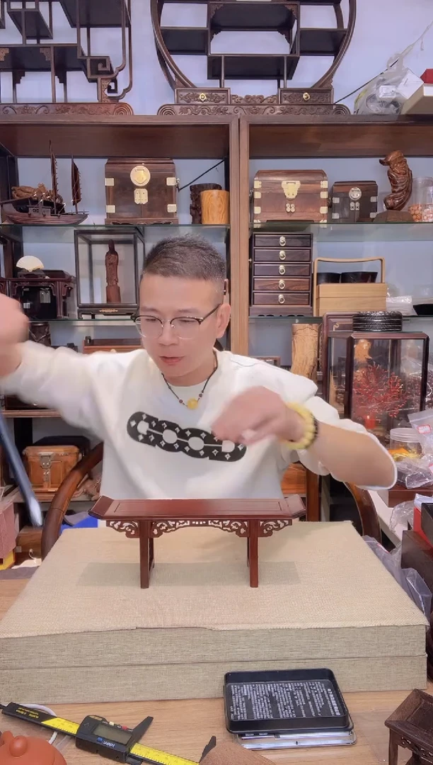 乌木类书架079红酸枝条案摆台  瑕疵