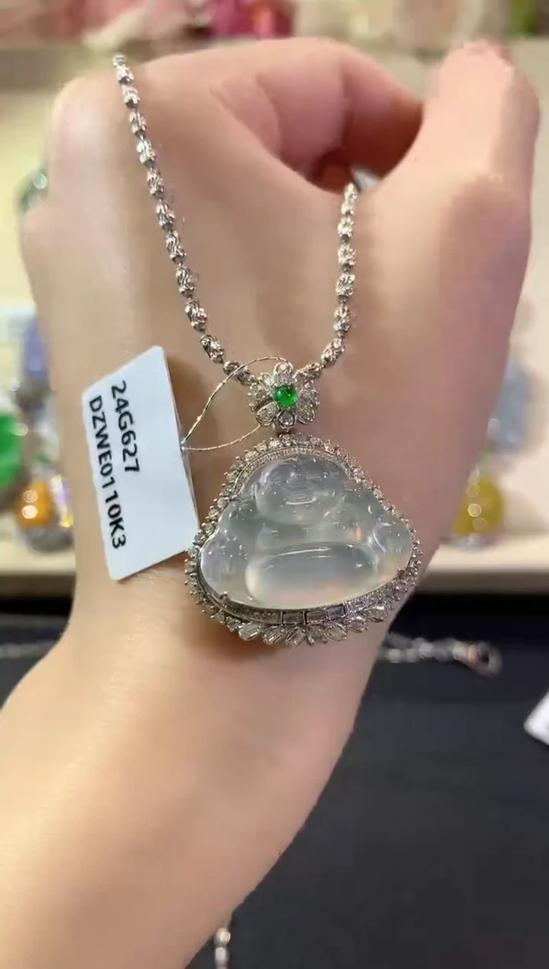 吊坠(不含链)18K金镶嵌翡翠冬日珠宝W46