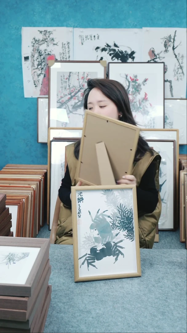 【闪购商品】国画10寸本土老师木质摆台