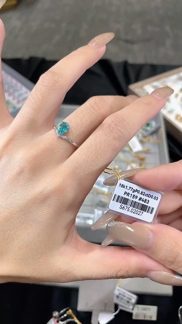 戒指18K金镶嵌碧玺MSQ