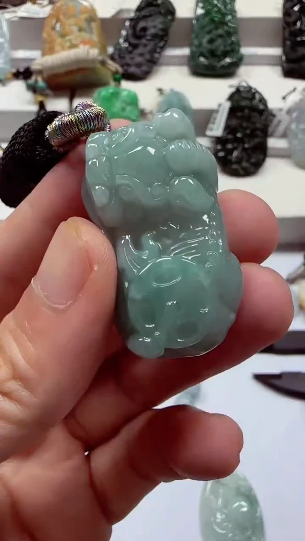 翡翠未镶嵌吊坠(不含链)天然缅甸A货翡翠