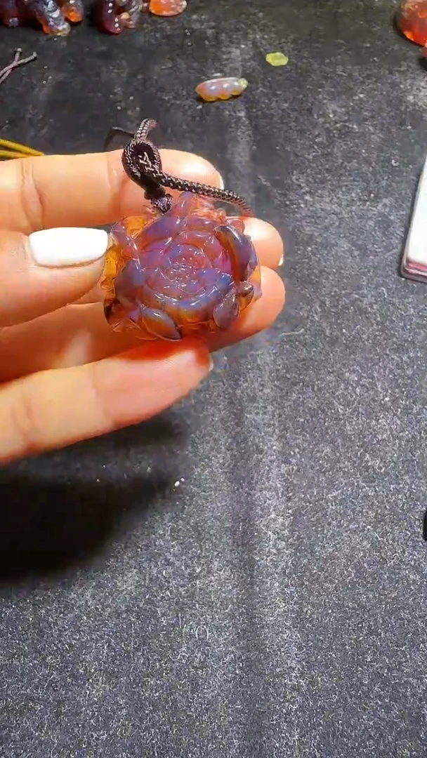 琥珀颈饰未镶嵌16