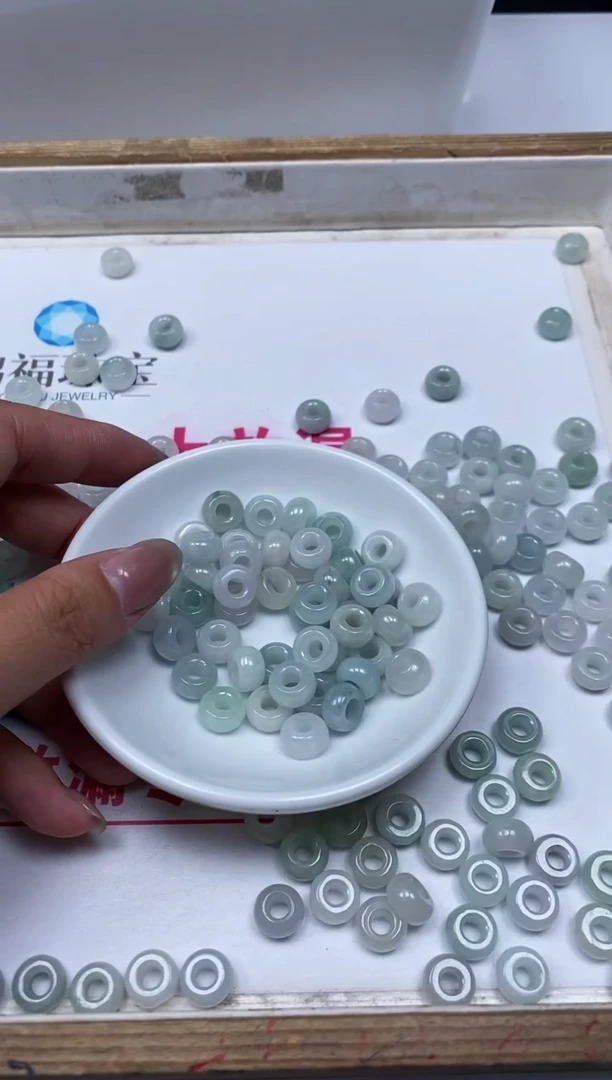 翡翠散珠未镶嵌M932 翡翠 甜甜圈 10个15元