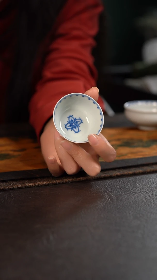 【闪购商品】杯聚澜堂清风点工宝相小鸡缸杯
