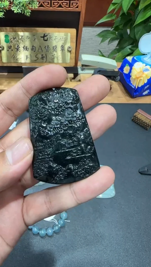 未镶嵌挂件翡翠A货翡翠多样性孤品