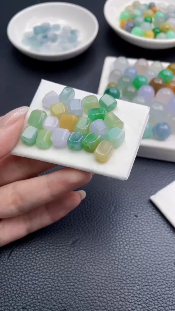 未镶嵌定制翡翠小*珠珠子