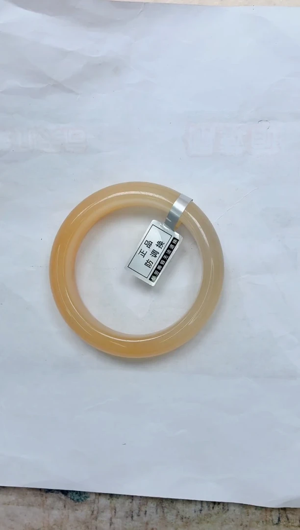 石英质玉手镯未镶嵌235/57