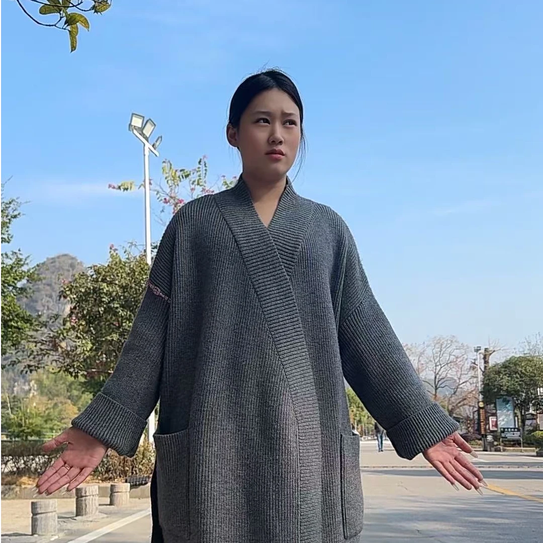 【乐哈哈愿品原创设计】女士秋冬长款宽松毛衣