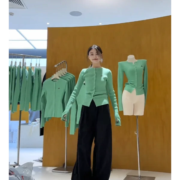 INS CEC精致刺绣圆领针织开衫女早春款保暖毛衣外套宽松显廋上衣